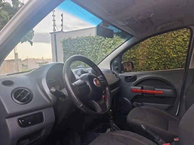 Fiat Uno Sporting 1.4 EVO Fire Flex 8V 4P 2014 - Foto 2