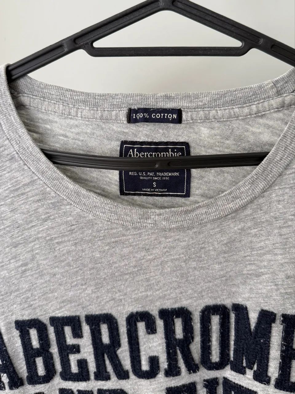 Camiseta Abercrombie TAM.S (VESTE M) - Foto 2