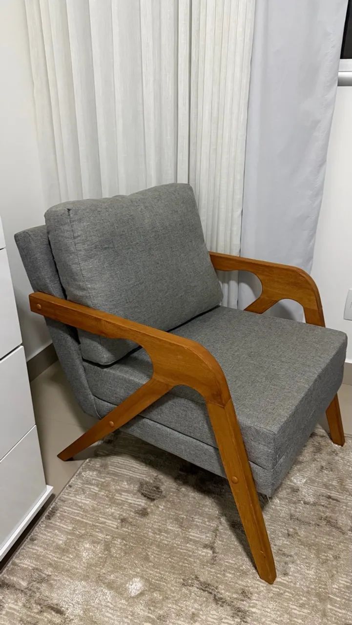 Poltrona madeira com linho cinza  - Foto 2