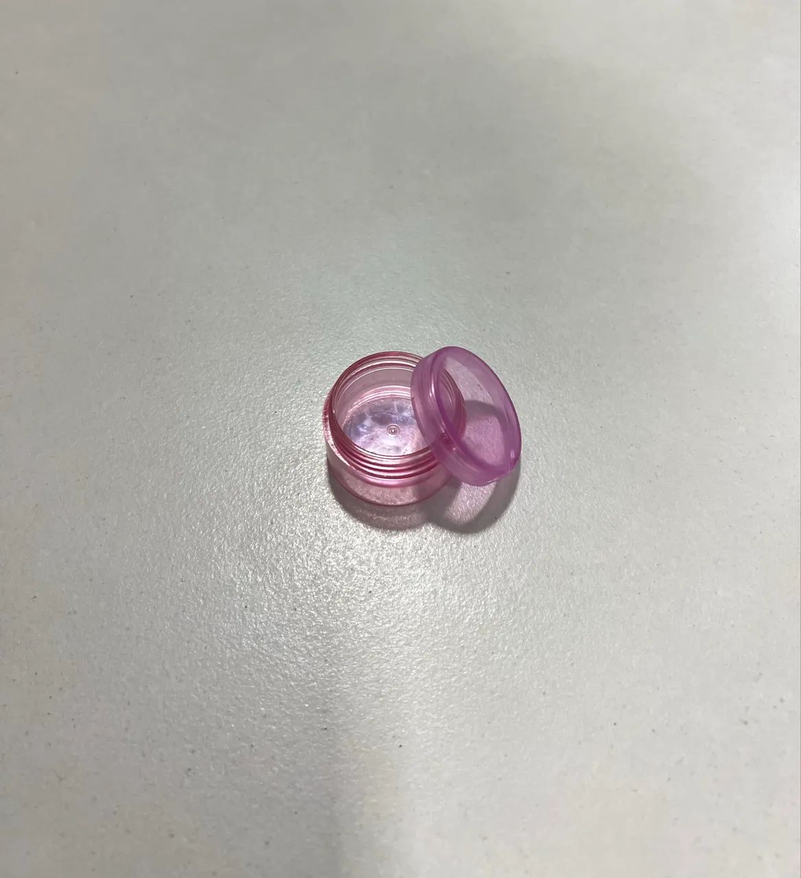 POTINHO PORTA COSMÉTICOS ROSA COM TAMPA ROSQUEÁVEL