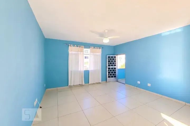 VENDO CASA NO BAIRRO ELDORADO CONTAGEM