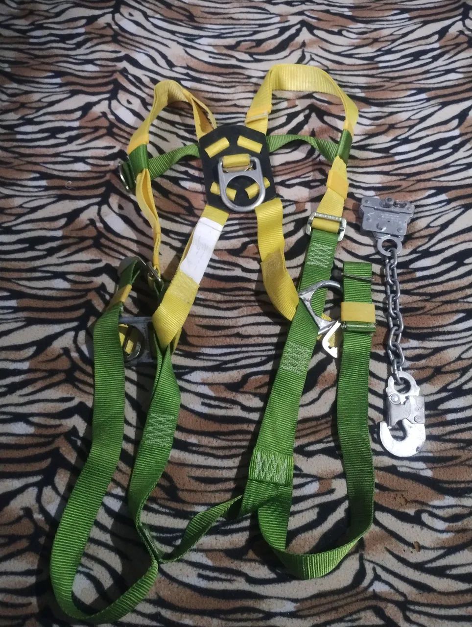 Cinto e trava quedar 