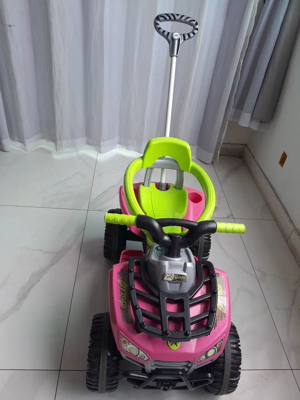 Vendo quadriciclo infantil, ele é bem grande - Foto 3