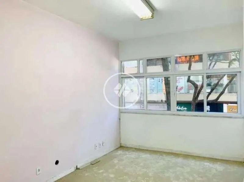 Sala : - Comercial - Leblon