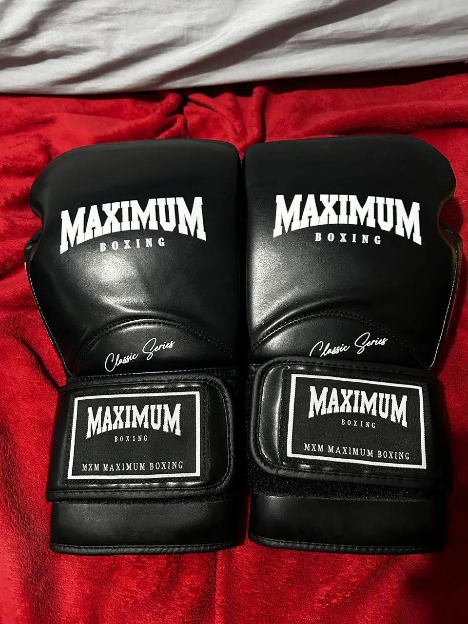 Luva Boxe Maximum 16Oz (Usada 2x só, para competição entre amigos) - Foto 2