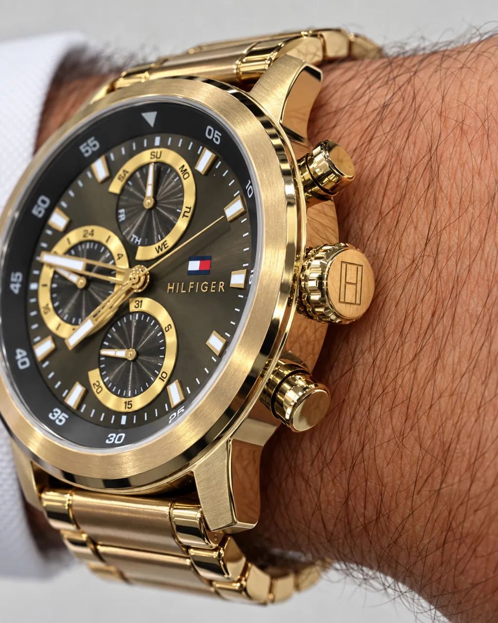RELÓGIO TOMMY HILFIGER ROCKY - DOURADO - Foto 3
