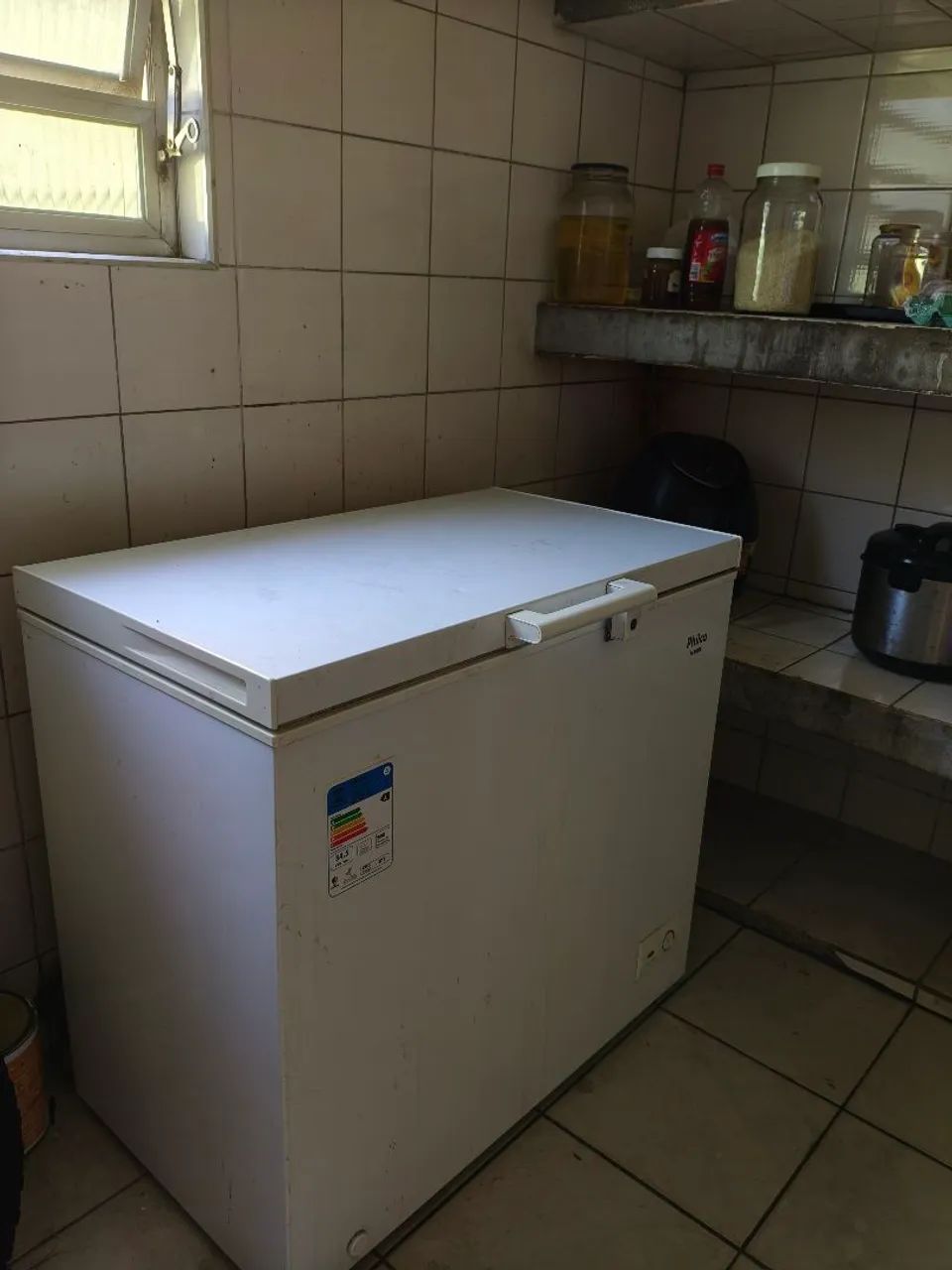 Vendo freezer horizontal.