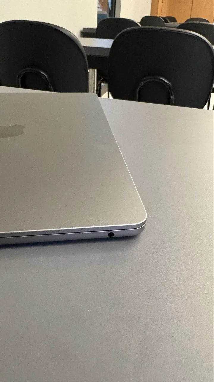 MacBook Air M2 - Foto 4