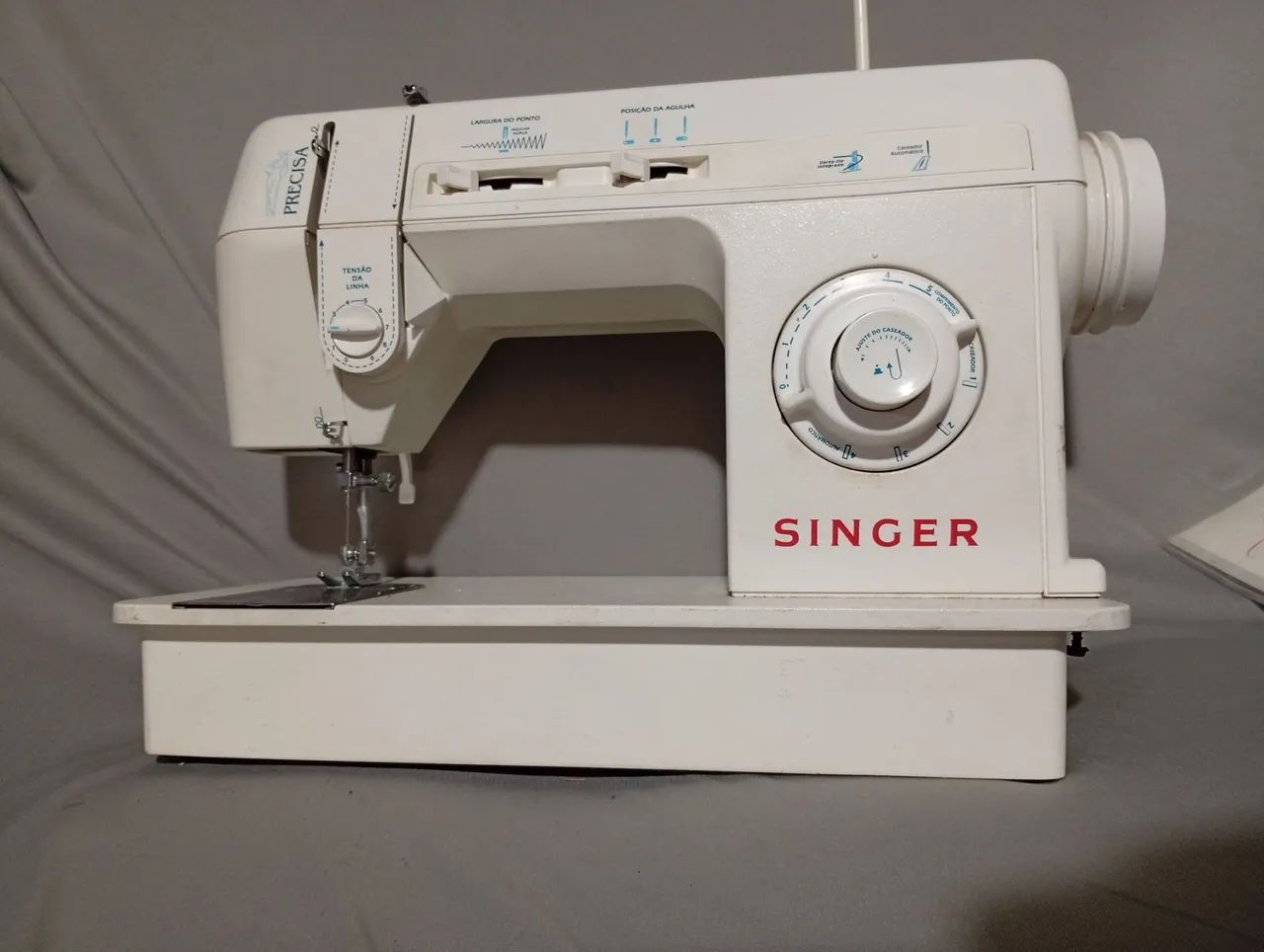 Máquina de costura Singer 