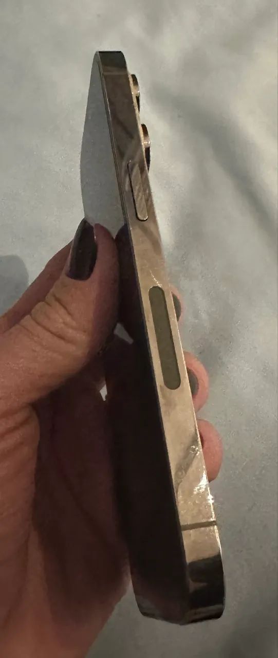 iPhone 14 Pro - Dourado - Foto 3