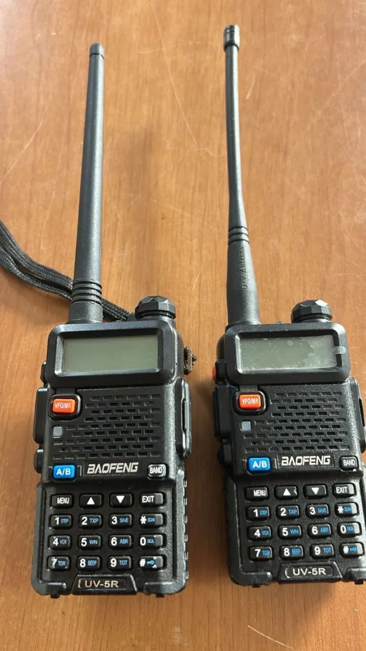 ? Rádio Comunicador Portátil Baofeng UV-5R (Dual Band)