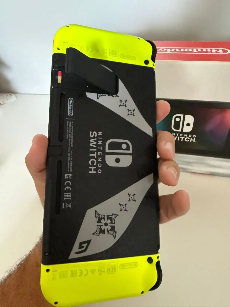Nintendo switch desbloqueado + sd 128gb - Consoles de Vídeo Game