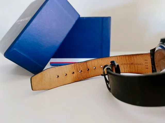 Relógio Tommy Hilfiger Masculino Couro Preto - Foto 5