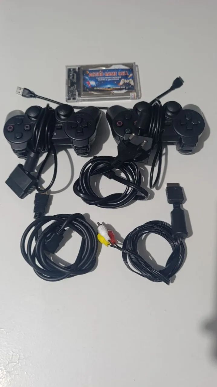 Dois controles de PS2 e cabo HDMI  - Foto 5