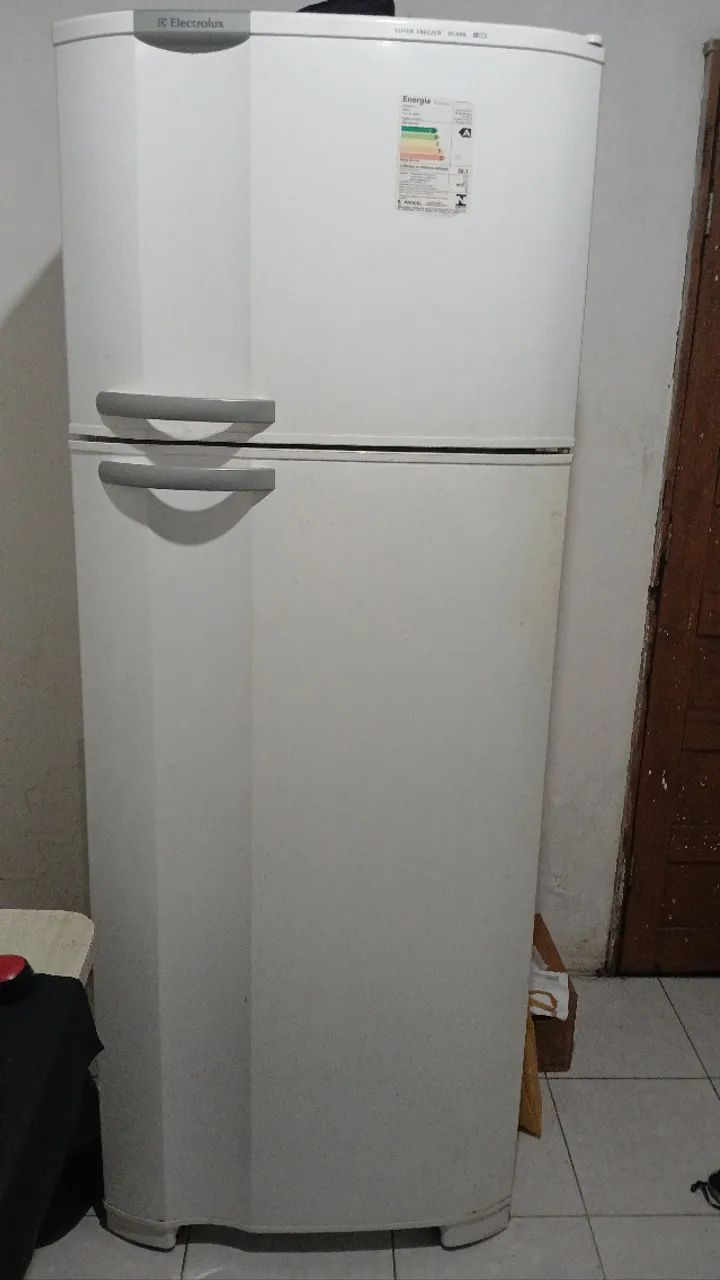 Refrigerador e Freezer Electrolux  - Foto 4