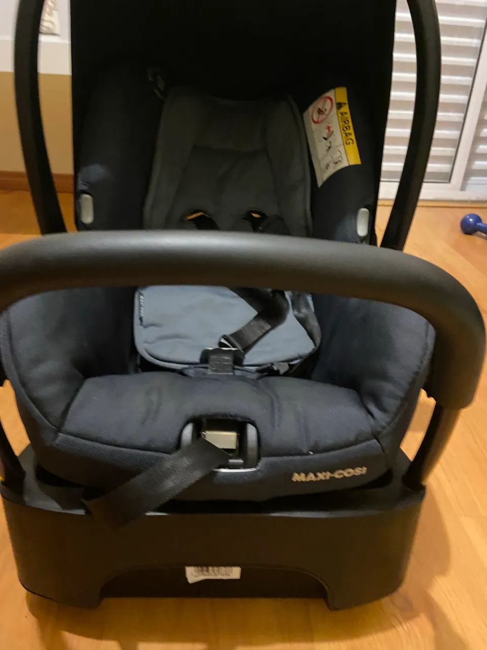 Bebê conforto com base Maxi cosi Eva2 citi 2
