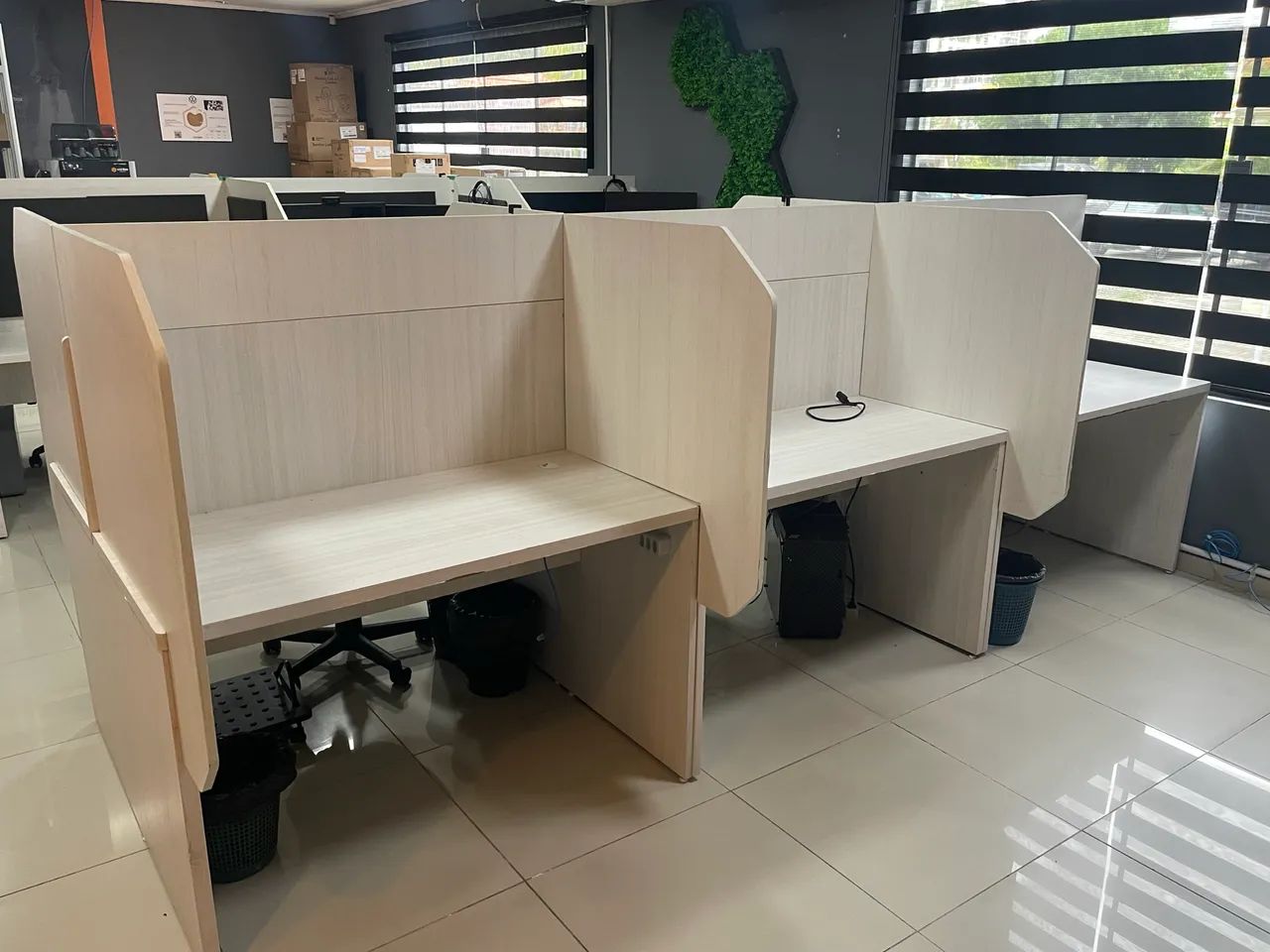 Estação de Trabalho Call Center - 6 Postos 