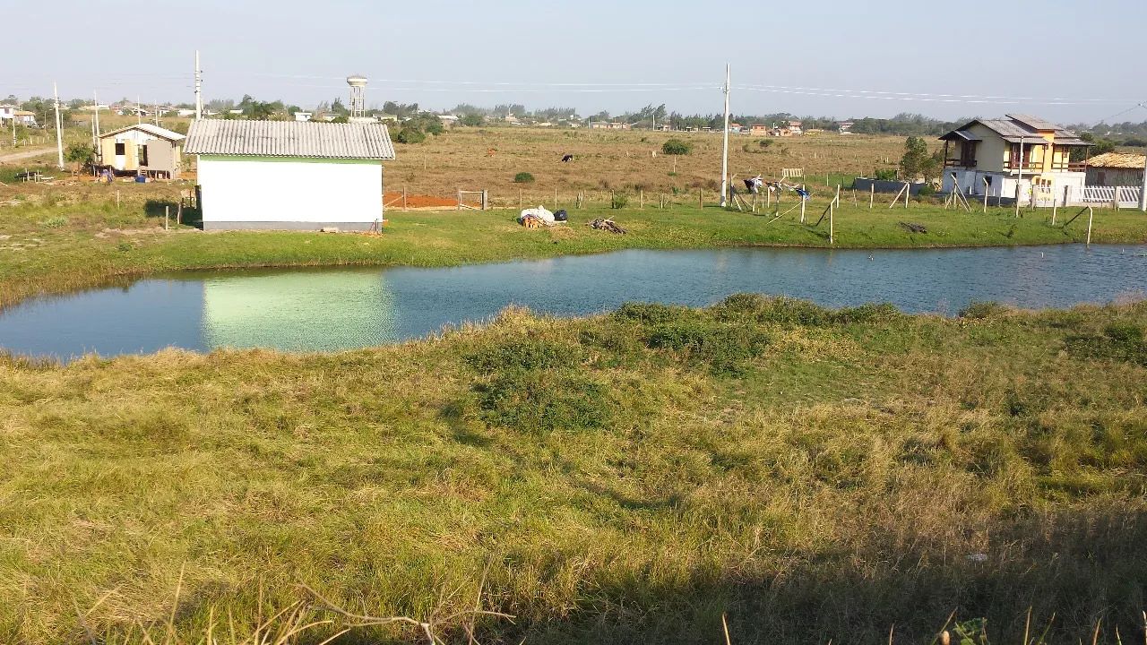 Terreno com Lagoa na Praia do Rincão.