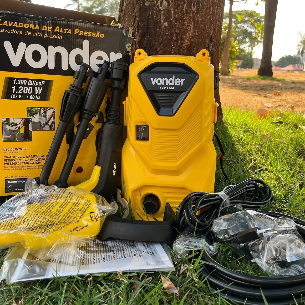 Lavadora de alta pressão Vonder nova completa LAV 1300 - Foto 3