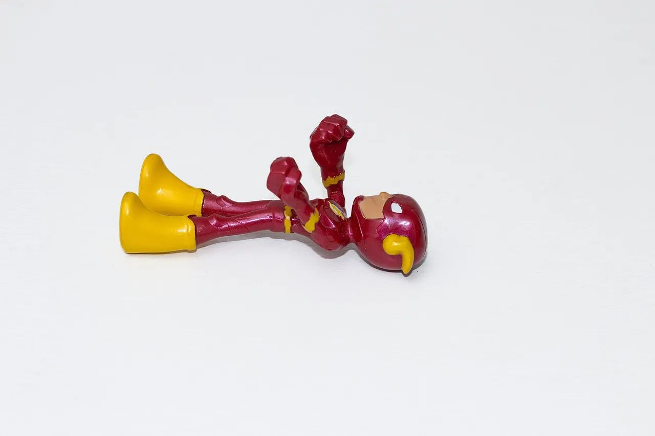 Boneco flash flextreme Mattel - usado - Foto 2