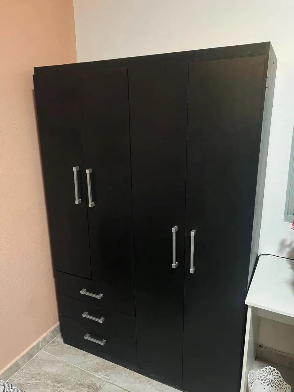 Guarda roupa solteiro 