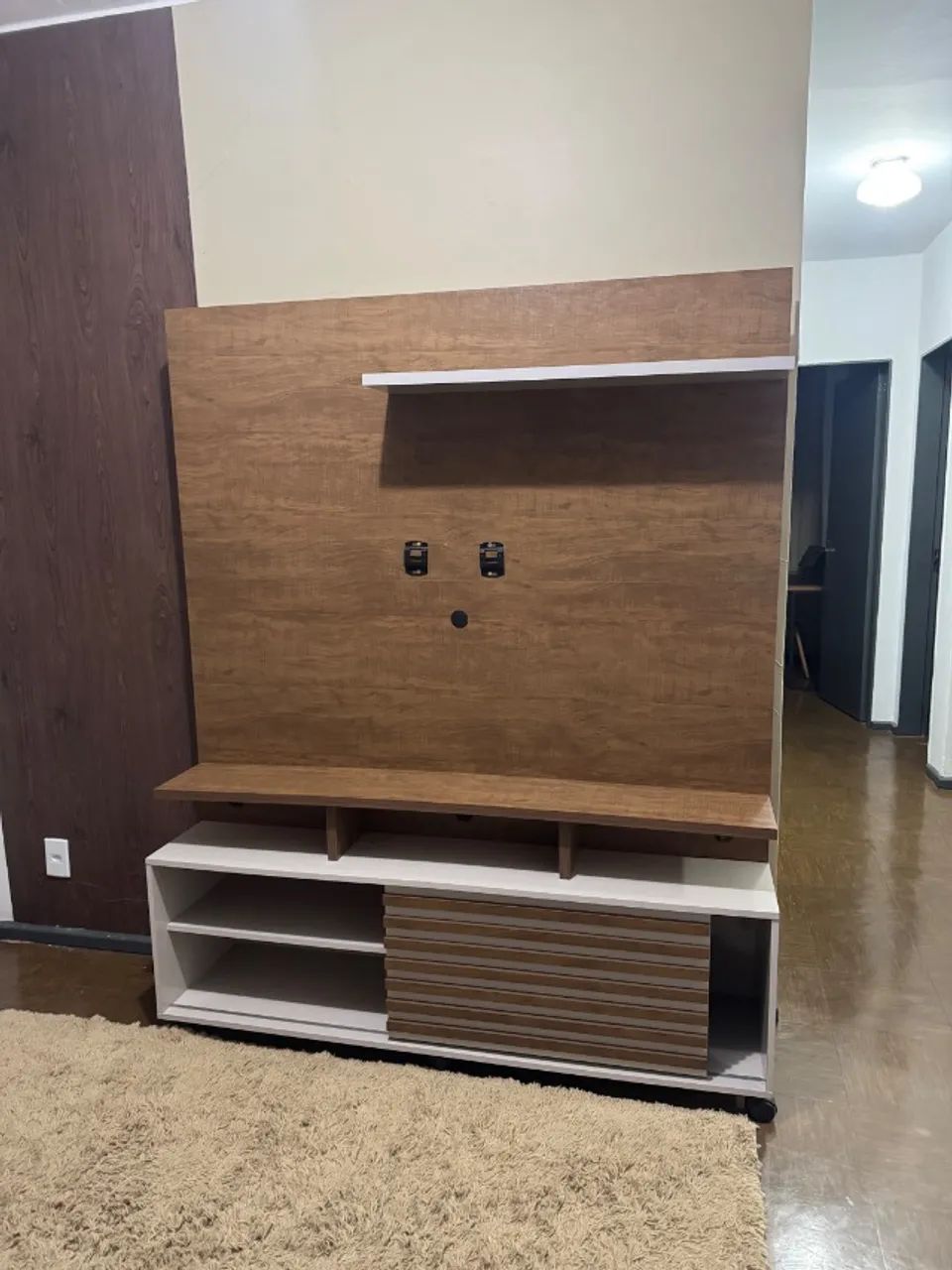 Home/Rack TV 