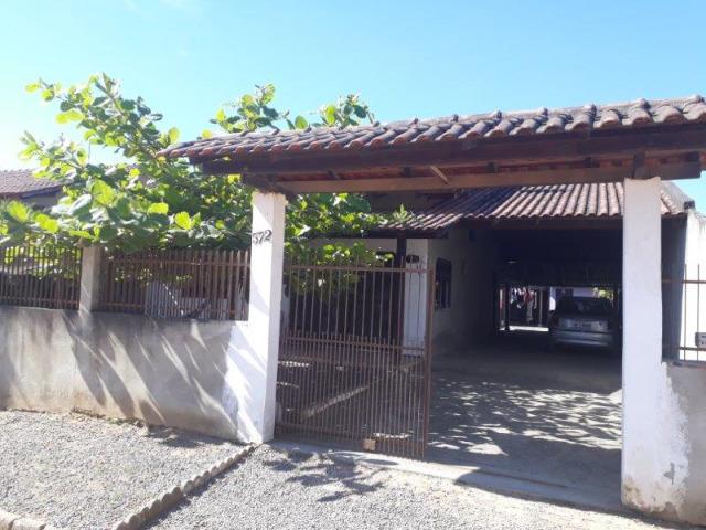 Casa em Indaial no Bairro: Estrada das Areias Contendo 2 Casas