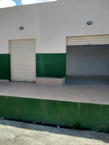 Alugo sala comercial, no conjunto Augusto Franco,