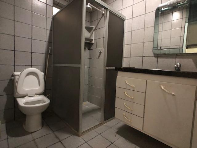 Casa em avenida ideal para comércio, terreno 12x30m, 4 quartos - Foto 8