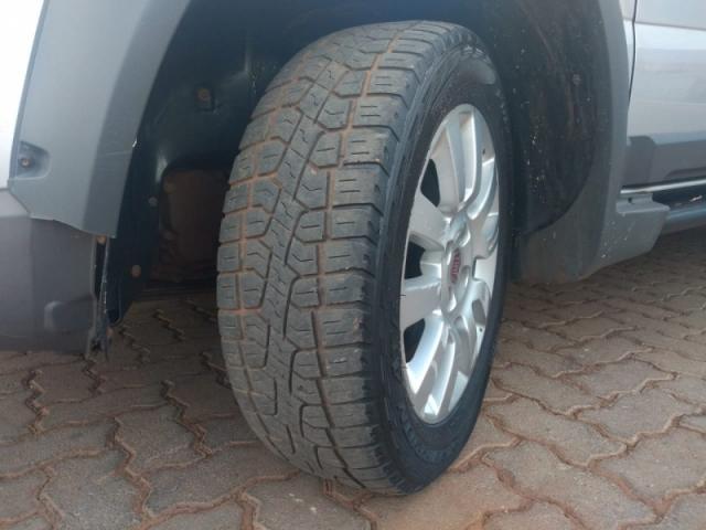 FIAT STRADA 1.8 MPI ADVENTURE CD 16V 2015 - Foto 6
