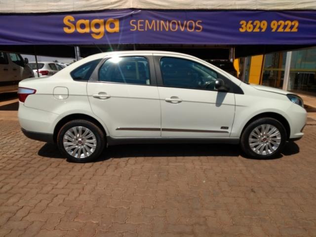 FIAT GRAND SIENA 1.6 MPI ESSENCE 16V 2015 - Foto 9
