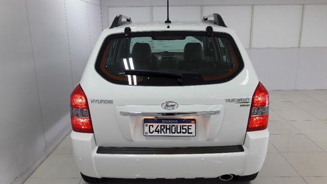 Hyundai tucson 2.0 mpfi gls base 16v 143cv 2wd flex 4p automático - Foto 4