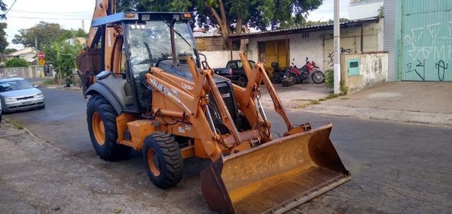 Retroescavadeira Case 580M 4x4 Ano 2009 - Foto 2