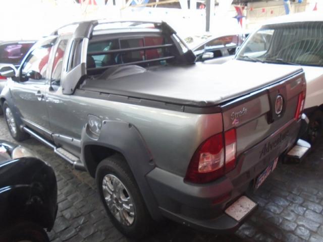 Fiat Strada Adventure Locker 1.8 Cinza - Foto 4