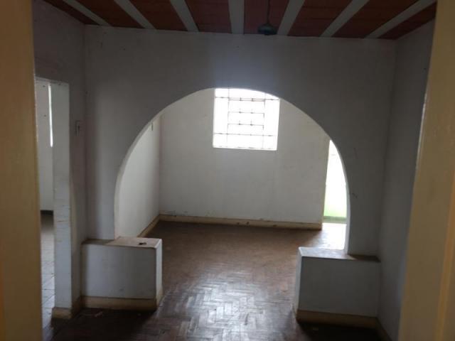 CASA à venda, 4 quartos, 2 vagas, PIEDADE - ITAUNA/MG - Foto 4