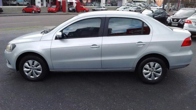 VOLKSWAGEN VOYAGE CITY G6 1.6 8V Prata 2013/2014 - Foto 9