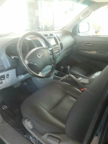 Vendo Hilux SRV 2011 Automática completa - Foto 4
