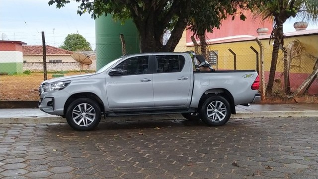 HILUX SRV FLEX 4X4 NOVISSIMA PRATA