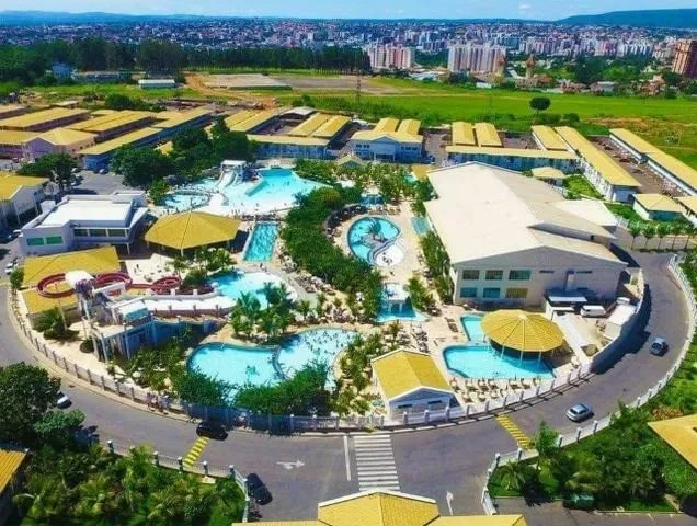 Caldas Novas, Lacqua Di Roma com Parque aquático *