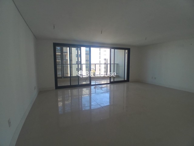Zona Industrial (Guará) | Apartamento 4 quartos, sendo 4 suites - Foto 2