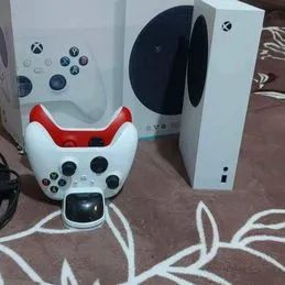 Xbox series S+14 jogos de Barbada Completo e com caixa