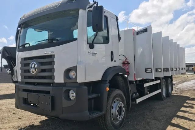 Caminhão Volkswagen Constellation 27.260 6x4 Comboio 10.000L - Foto 11
