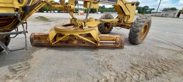 Motoniveladora Caterpillar, modelo 135H, ano 1999, pronta pra trabalhar. - Foto 3