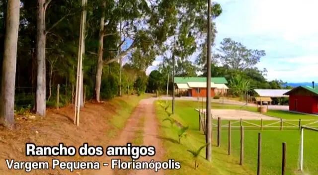 SITIO COM 16 MIL M2 E DUAS CASAS NA VARGEM PEQUENA - Foto 2