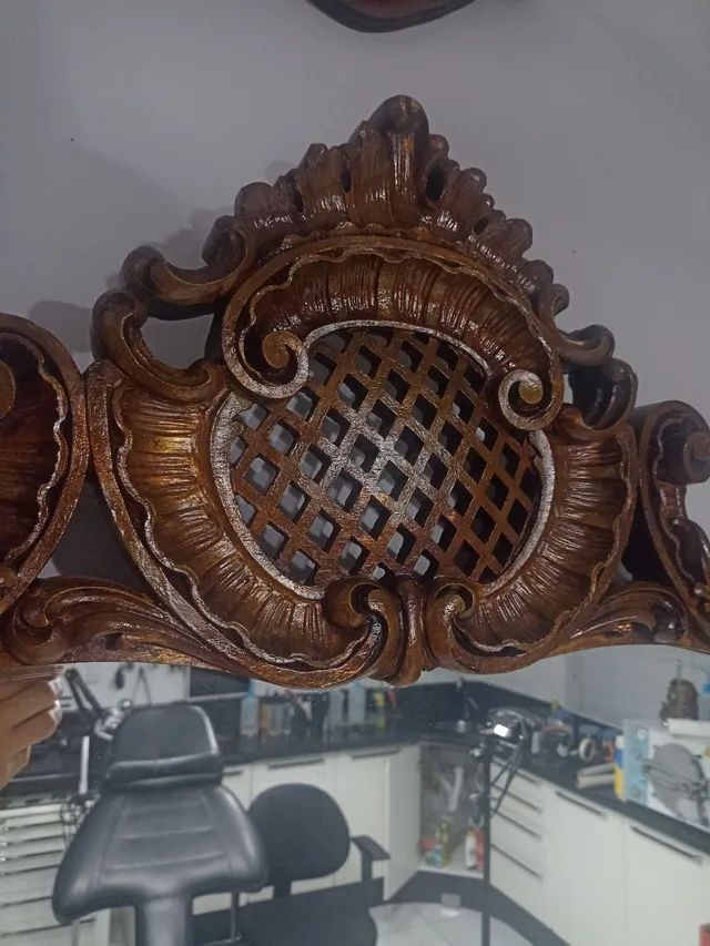 Espelho antigo entalhado década de 60 - Foto 2