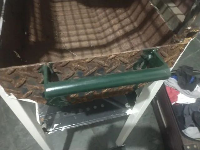 Churrasqueira com rodinhas , para uso comercial ou residencial, barato, vendo ou troco. - Foto 6