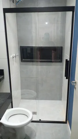 Box de banheiro em vidro ( Novo ) instalado