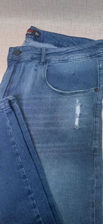 Calça Jeans Masculina com Detalhe Desfiado - Foto 3