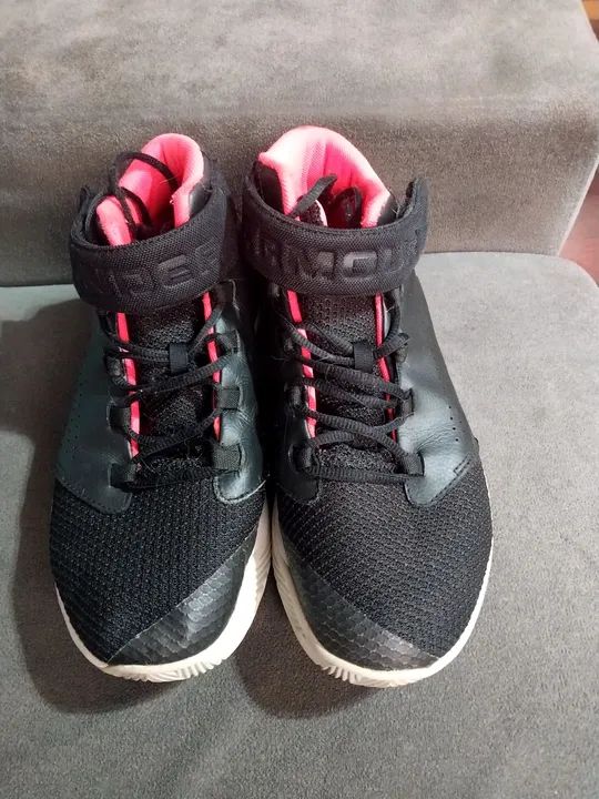 Tênis Under Armour Preto e Rosa - Foto 3