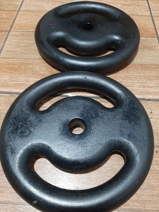 anilhas vazadas ferro maciço de 20kg. 3x sem juros no crédito ? - Foto 5